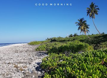 maldives/gnaviyani-atoll/attraction/kalho-akirigando-black-stone-beach