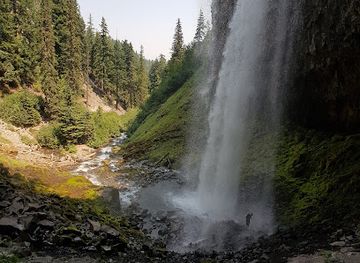 oregon/cascade-mountains/attraction/tamanawas-falls