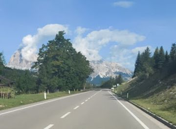 italy/cortina-d-ampezzo/attraction/valle-d-ampezzo