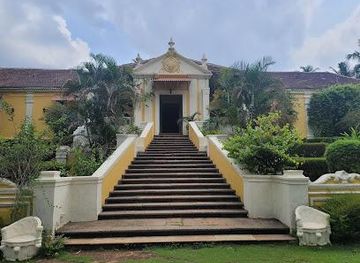 india/panaji/attraction/palacio-do-deao