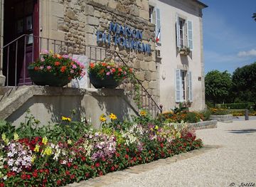 france/limousin/attraction/maison-de-la-combraille