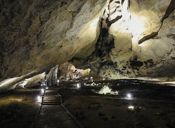 bulgaria/northwest-bulgaria/attraction/magura-cave
