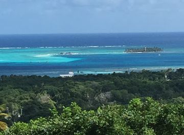 colombia/san-andres-island/attraction/perry-hill