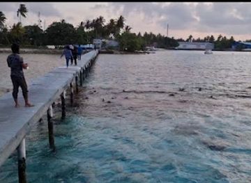 maldives/thulusdhoo-island/attraction/naafi-jetty