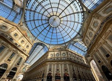 italy/milan/attraction/corso-vittorio-emanuele-ii