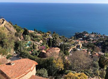 monaco/la-rousse/attraction/place-des-2-freres-roquebrune-saint-martin