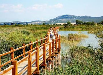 croatia/zadar/attraction/vransko-jezero-ulaz-za-posjetitelje-info-centar-crkvine