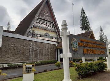 indonesia/medan/attraction/state-museum-of-north-sumatra