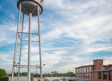 alabama/huntsville/attraction/lowe-mill-arts-entertainment