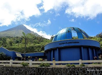 philippines/bicol-region/attraction/mayon-planetarium