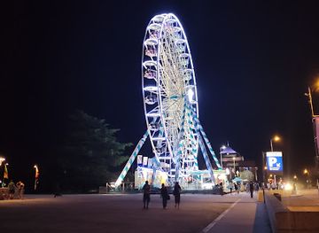 france/tours/attraction/roue-de-noel