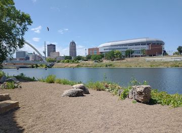 iowa/ankeny/attraction/rotary-riverwalk-park