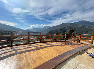 bhutan/lhuntse-district/attraction/khebertshe-viewing-deck
