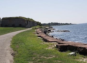 rhode-island/narragansett-beach/attraction/fort-adams-state-park