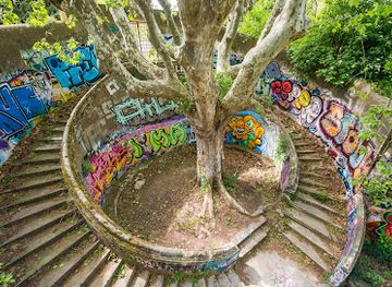 france/aix-en-provence/attraction/ruines-remarquables-du-lavoir-saint-thomas-de-villeneuve
