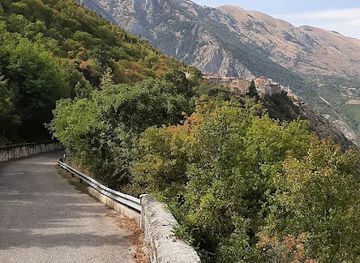 italy/abruzzo-national-park/attraction/girone-escher