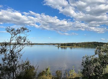 australia/canberra/manuka/attraction/black-mountain-peninsula
