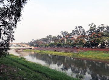 bangladesh/madhupur-tract/attraction/crecent-lake