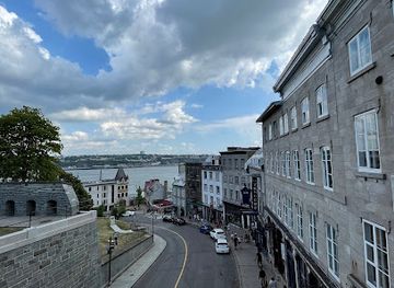 canada/quebec/attraction/prescott-gate