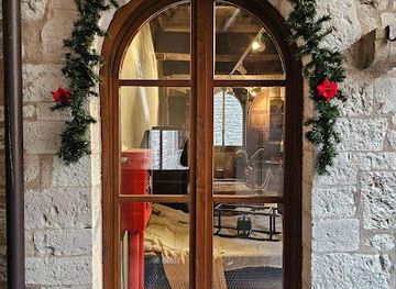 italy/urbino/attraction/christmas-land-gubbio