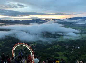 indonesia/southeast-sulawesi/attraction/lolai-tongkonan-lempe