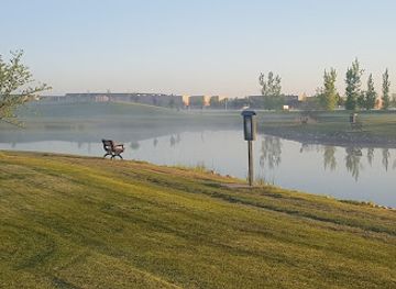 north-dakota/grand-forks/attraction/king-s-walk-golf-course