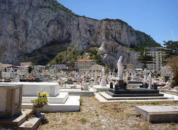 gibraltar/north-front/attraction/north-front-cemetery