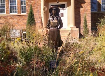 nebraska/nebraska-national-forest/attraction/mari-sandoz-high-plains-heritage-center