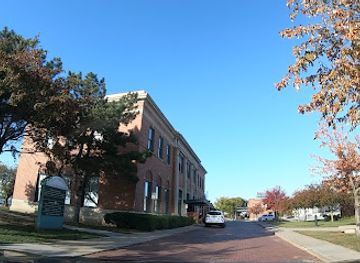 illinois/quad-cities/attraction/visit-quad-cities-union-station-destination-center