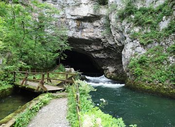 slovenia/sava/attraction/planina-cave