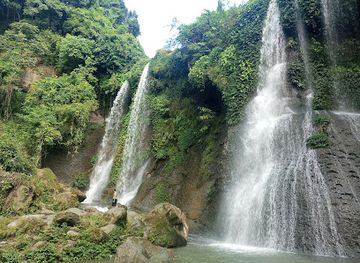 bangladesh/chittagong-division/attraction/suptadhara-waterfall