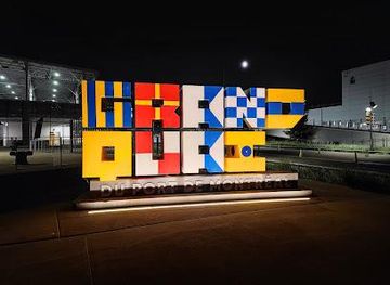 canada/montreal/attraction/grand-quay-of-the-port-of-montreal