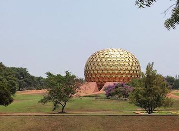 india/pondicherry/attraction/matrimandir