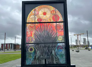 The Iron Throne - Glass of Thrones