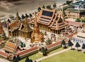 thailand/samut-prakan/attraction/rattanakosin-exhibition-hall