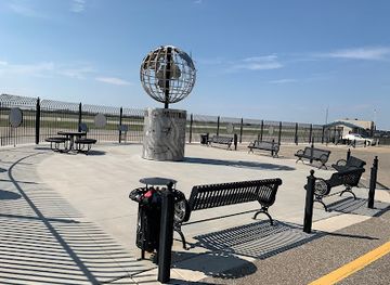 kansas/salina/attraction/fossett-plaza