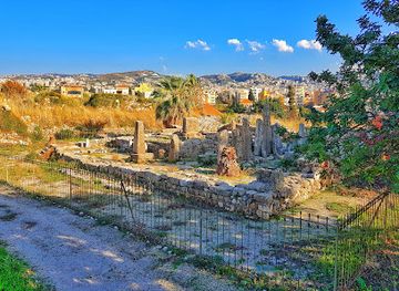 lebanon/byblos/attraction/el-l-shaped-temple