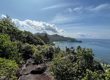 seychelles/baie-lazare/attraction/kempinski-trail-start-point