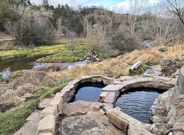 new-mexico/north-central-new-mexico/attraction/montezuma-hot-springs