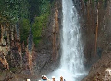 costa-rica/la-fortuna/attraction/bajos-del-toro