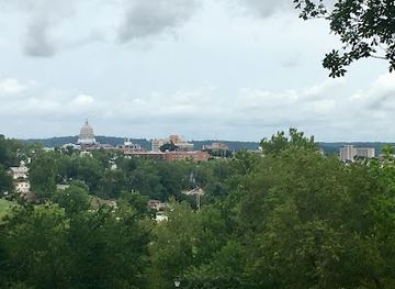 missouri/jefferson-city/attraction/mcclung-park