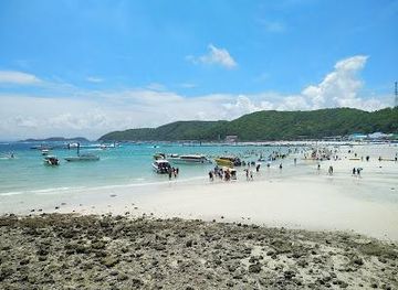 thailand/pattaya/attraction/tawaen-beach