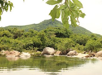 vietnam/central-highlands/attraction/hai-dang-dai-lanh