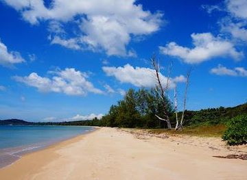 vietnam/phu-quoc/attraction/vung-bau-beach