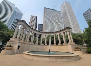 illinois/arlington-heights/attraction/millennium-park-welcome-center