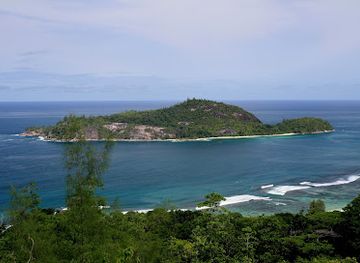 seychelles/victoria/attraction/ile-aux-vaches