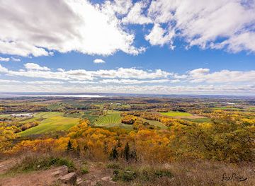canada/fundy-national-park/attraction/blomidon-look-off