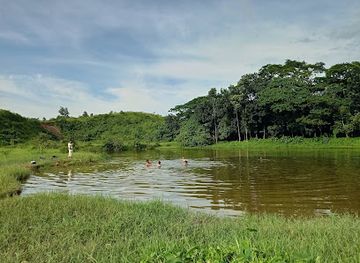 bangladesh/sylhet/attraction/sust-pond