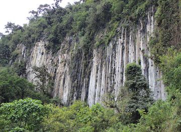 ecuador/napo-region/attraction/columnas-de-tangan