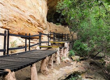 brazil/serra-da-capivara-national-park/attraction/toca-do-paraguaio